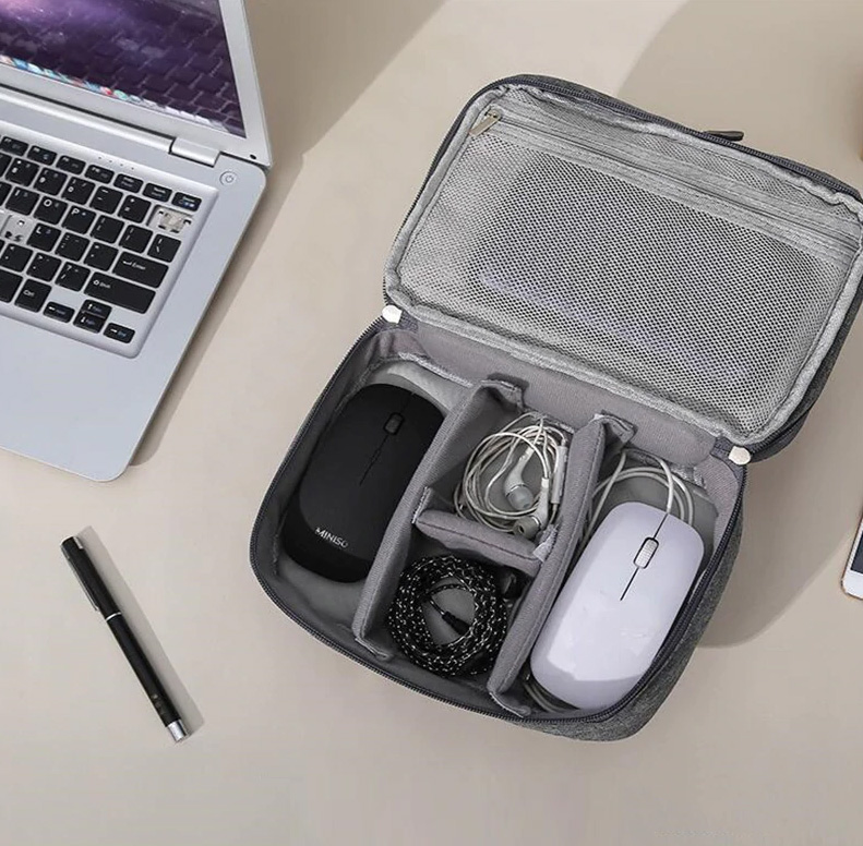 cestovni-organizer-na-elektroniku-xxl-3