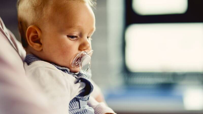 rozdil-cestovani-letadlem-nad-2-roky-pod-2-roky