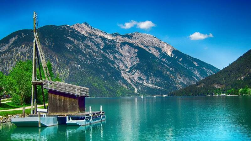 jezero-achensee-rakousko-zapakuj