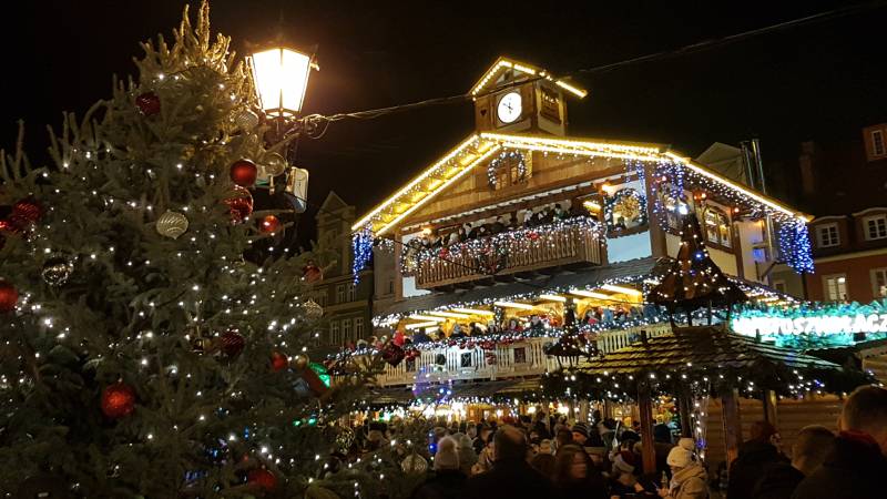 Vanocni-trhy-Vratislav-Wroclaw-Polsko-zapakuj