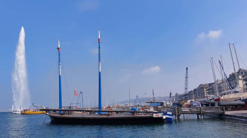 1-Fontána-Jet-d-Eau-zeneva