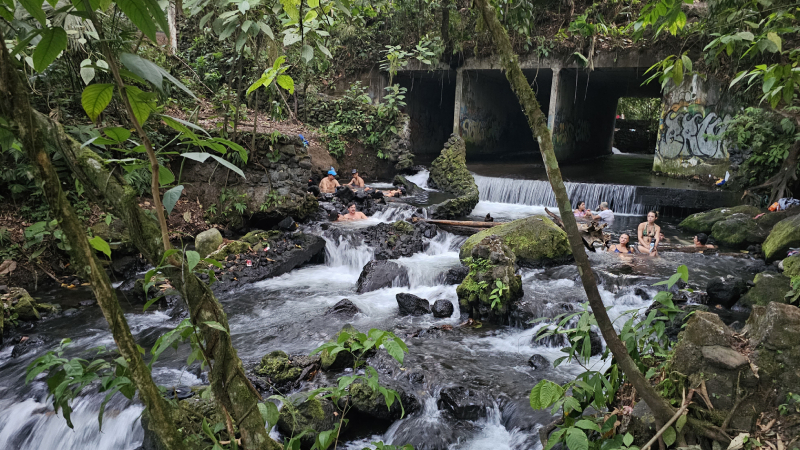 4-el-choyin-termalni-koupele-kostarika